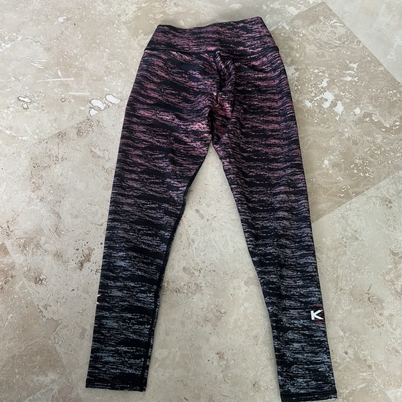 BNNW Training Leggings - Picture 2 of 5
